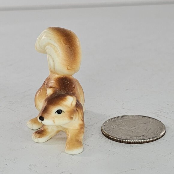 Vintage Bone China Brown Squirrel Miniature Figurine - Picture 7 of 8